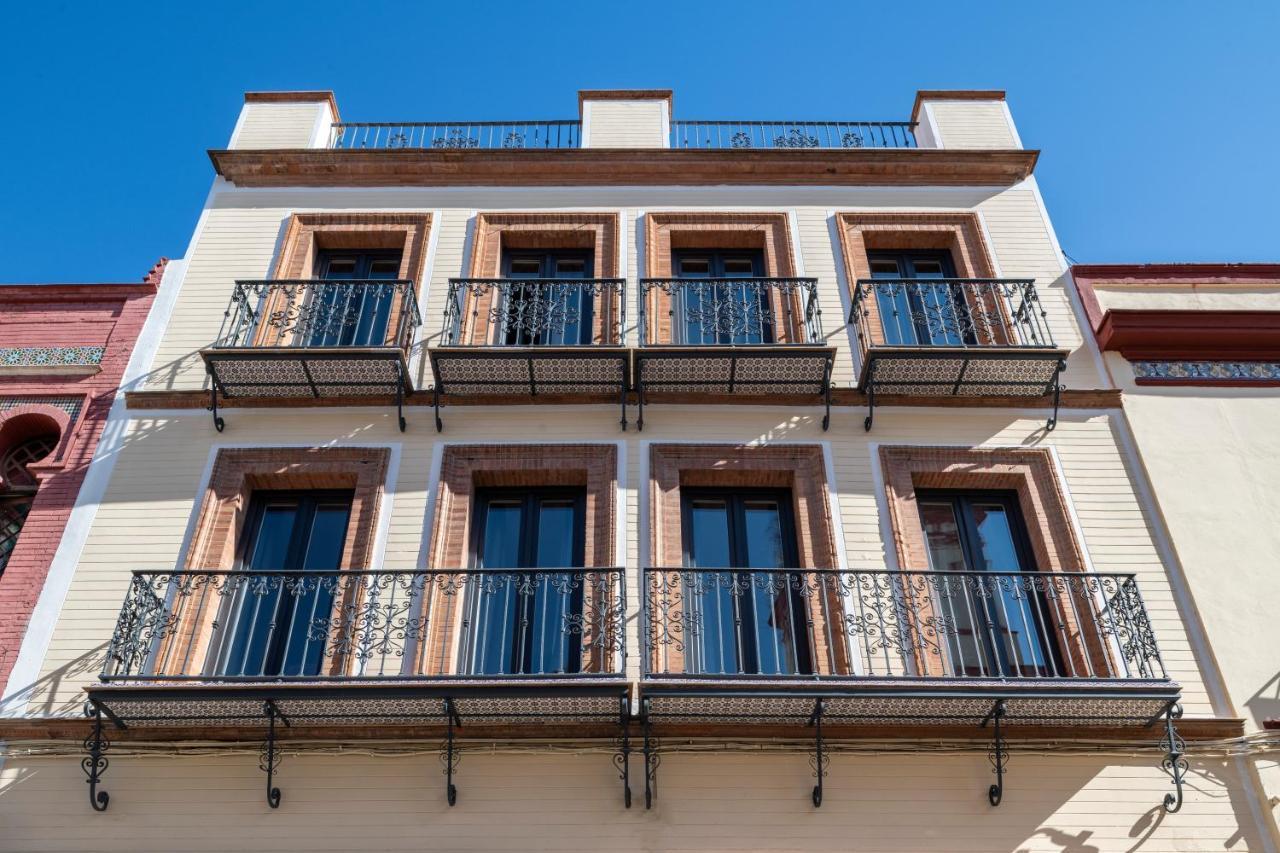 Magno Apartments San Gil - Shared Jacuzzi Sevilha Exterior foto