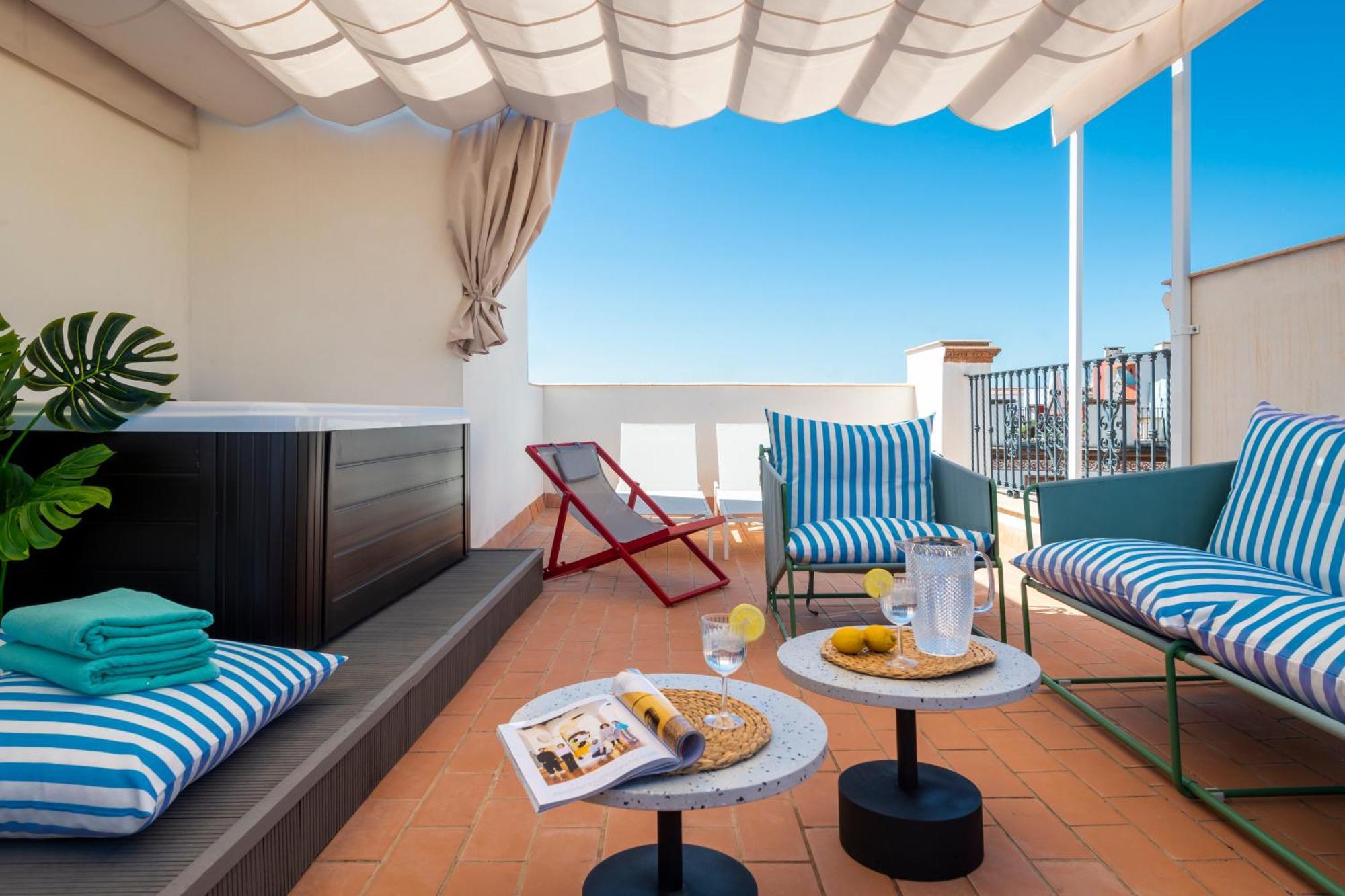 Magno Apartments San Gil - Shared Jacuzzi Sevilha Exterior foto